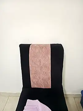 victoria roussee online show from March 16, 2025, 6:31 am