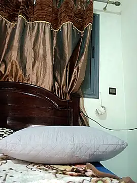 Louli ta online show from October 27, 2025, 10:33 pm