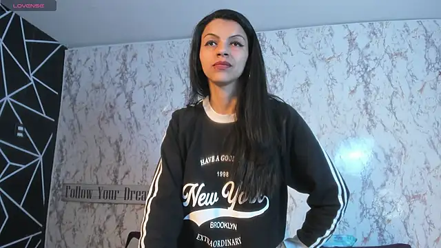 aitana garcia  online show from September 26, 2025, 7:48 am