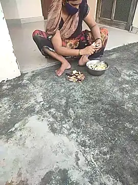 indian couple4 online show from September 21, 2025, 1:11 am