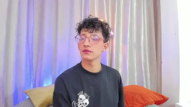 iiangel  online show from February 28, 2026, 3:50 am