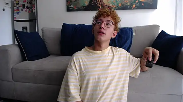 iiangel  online show from January 8, 2026, 4:57 pm