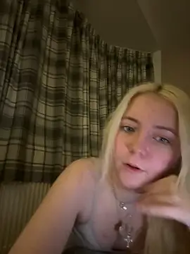 Blondie Sofia Essexbabe online show from March 16, 2025, 11:48 pm