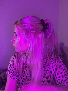 Blondie Sofia Essexbabe online show from March 9, 2026, 11:52 pm