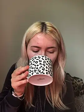 Blondie Sofia Essexbabe online show from March 24, 2026, 3:01 pm