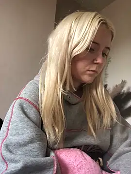 Blondie Sofia Essexbabe online show from November 18, 2025, 11:35 am