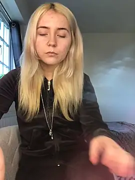 Blondie Sofia Essexbabe online show from March 17, 2026, 4:32 pm