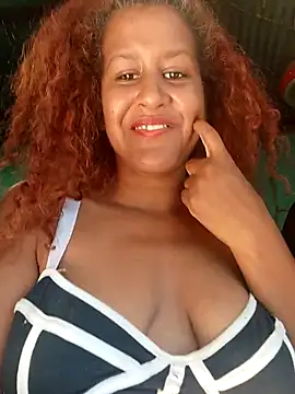 shirlihot online show from October 11, 2025, 1:23 pm