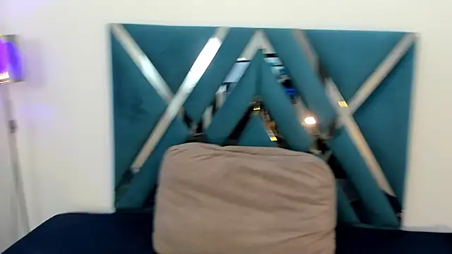 Emily-Carter online show from September 25, 2025, 8:48 pm