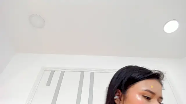 Emily-Carter online show from March 5, 2026, 8:38 pm