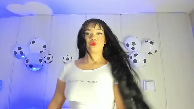 sasha riverss online show from June 24, 2026, 7:44 pm