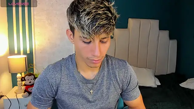 Allex Cano online show from March 15, 2025, 3:29 am