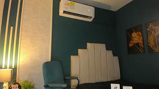 Allex Cano online show from March 12, 2025, 9:23 am