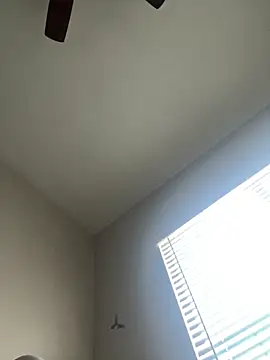 Snapshot of Deshay30 chatting on March 8, 2026, 10:24 pm Deshay30 online show from March 8, 2026, 10:24 pm