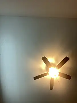 Snapshot of Deshay30 chatting on April 1, 2026, 8:17 pm Deshay30 online show from April 1, 2026, 8:17 pm