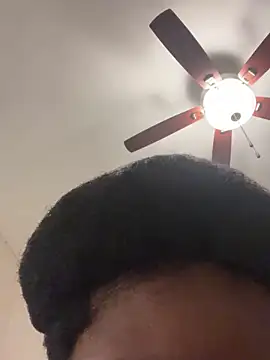 Snapshot of Deshay30 chatting on February 14, 2026, 11:49 pm Deshay30 online show from February 14, 2026, 11:49 pm