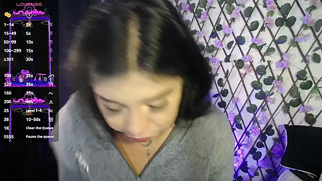 aron and paula online show from March 4, 2025, 5:11 am