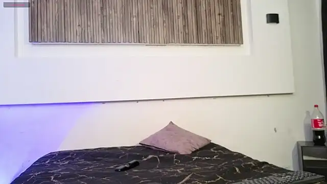 aron and paula online show from October 6, 2025, 3:51 am