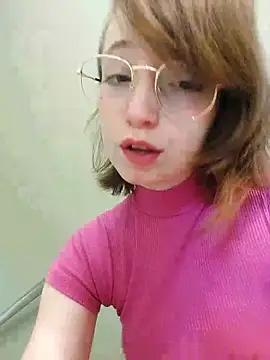 Elise Nyx online show from June 20, 2026, 1:16 pm