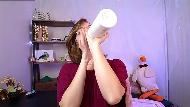 Snapshot of Elise_Nyx chatting on March 17, 2026, 12:19 pm Elise Nyx online show from March 17, 2026, 12:19 pm