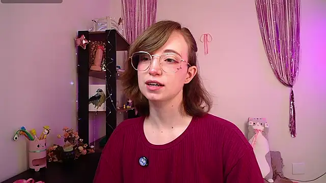 Snapshot of Elise_Nyx chatting on March 6, 2026, 12:55 pm Elise Nyx online show from March 6, 2026, 12:55 pm