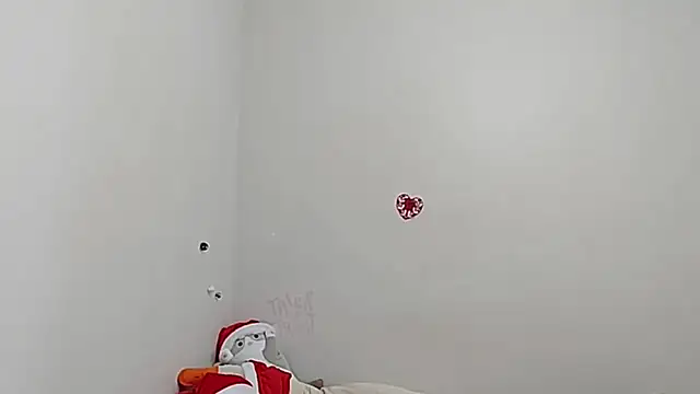 Elise Nyx online show from December 19, 2025, 3:47 pm