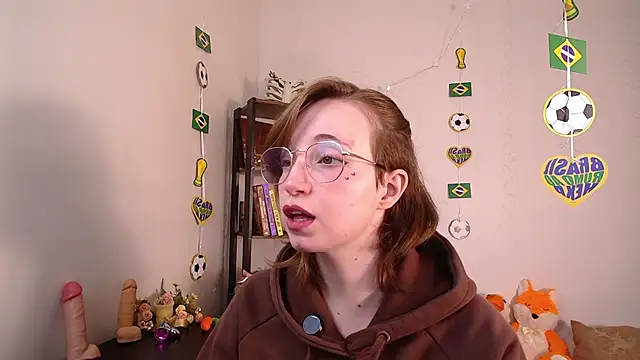 Elise Nyx online show from June 23, 2026, 12:58 pm