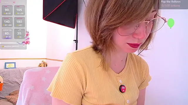 Elise Nyx online show from August 6, 2026, 12:33 pm