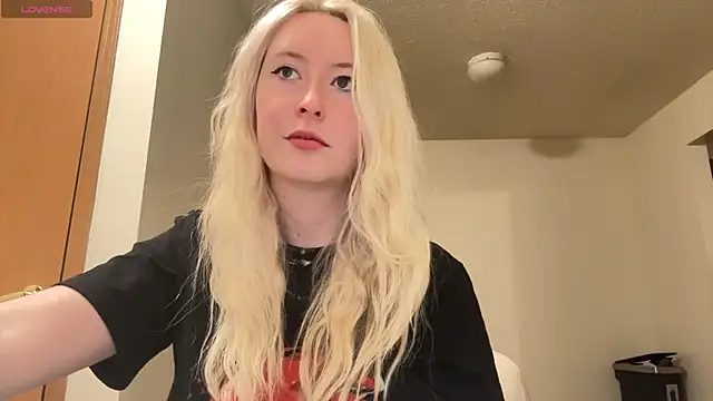 Snapshot of ashisscene chatting on January 9, 2026, 11:50 am ashisscene online show from January 9, 2026, 11:50 am