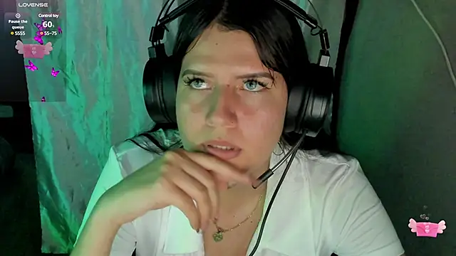 brii69 online show from March 3, 2025, 1:17 am