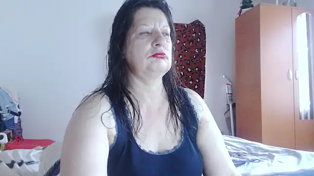 ExtasyMature online show from June 5, 2026, 5:01 am