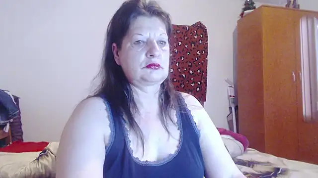 ExtasyMature online show from June 5, 2026, 5:18 pm