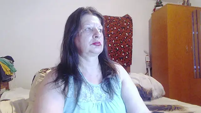 ExtasyMature online show from June 11, 2026, 5:43 pm