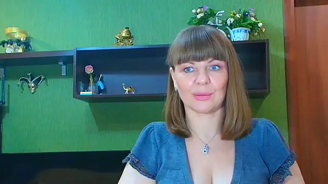 VeronikawGold online show from November 12, 2025, 1:48 pm