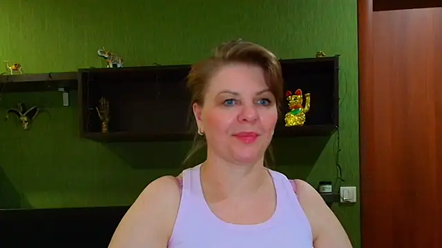VeronikawGold online show from May 4, 2026, 12:58 am