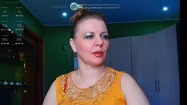 VeronikawGold online show from June 5, 2026, 6:57 pm