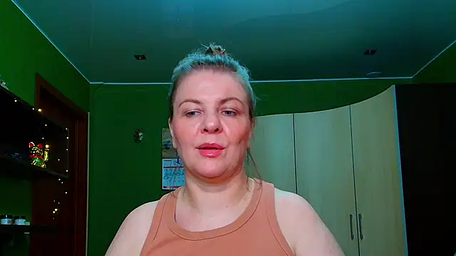 VeronikawGold online show from June 14, 2026, 7:26 pm