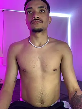 eross chipre  online show from November 12, 2025, 5:17 pm