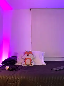 eross chipre  online show from October 29, 2025, 3:49 am