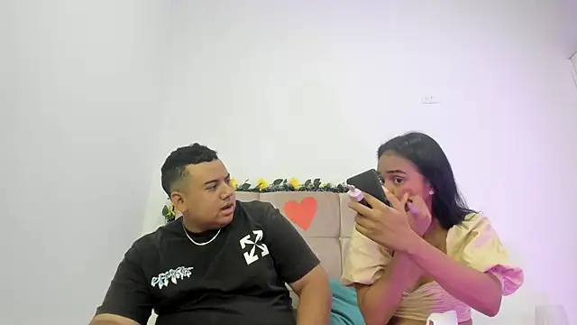 MICHAEL AND SHARON online show from March 5, 2025, 3:08 am