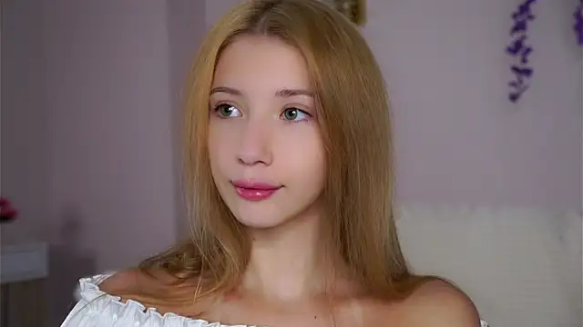 SunnivaCovil online show from October 27, 2025, 1:34 pm