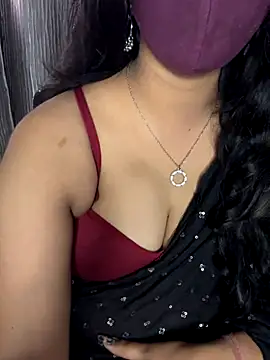 Dishasarmaa05 online show from November 1, 2025, 3:28 pm