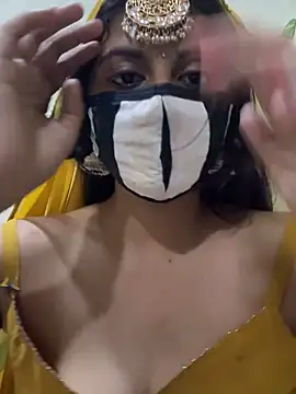 Dishasarmaa05 online show from April 5, 2026, 5:08 pm