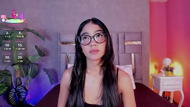Tyla Ks online show from June 24, 2026, 8:06 pm