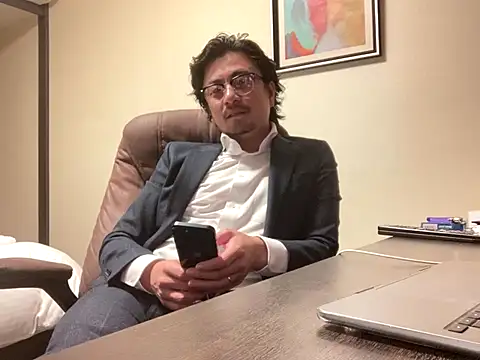 masato1115aa online show from December 19, 2025, 11:56 am