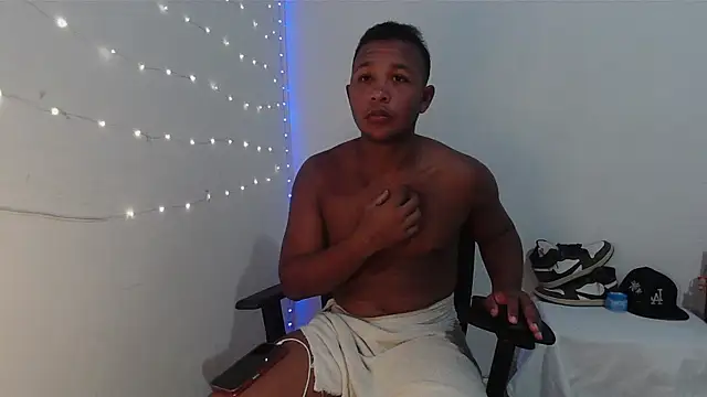 Gooss cum online show from September 27, 2025, 4:29 am