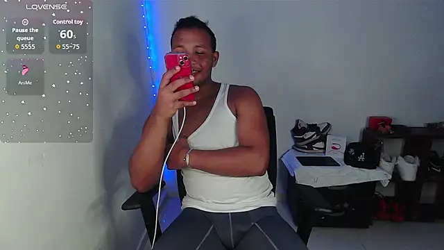 Gooss cum online show from October 24, 2025, 3:27 am