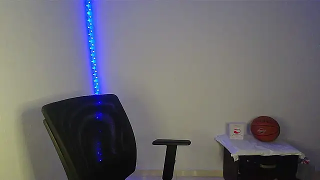 Gooss cum online show from February 4, 2026, 4:07 am