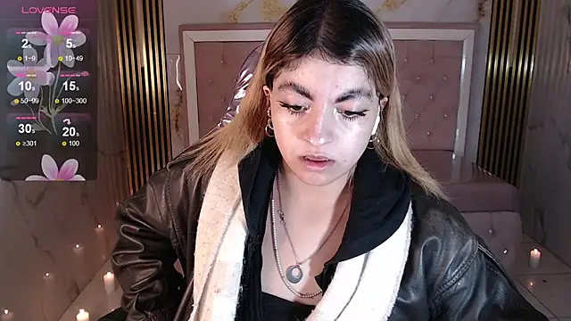 lili conor s online show from September 11, 2025, 3:39 am