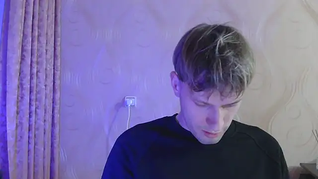 frama666 online show from December 1, 2025, 9:59 pm